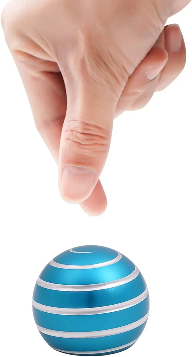 Metal kinetic fidget toy for desk use